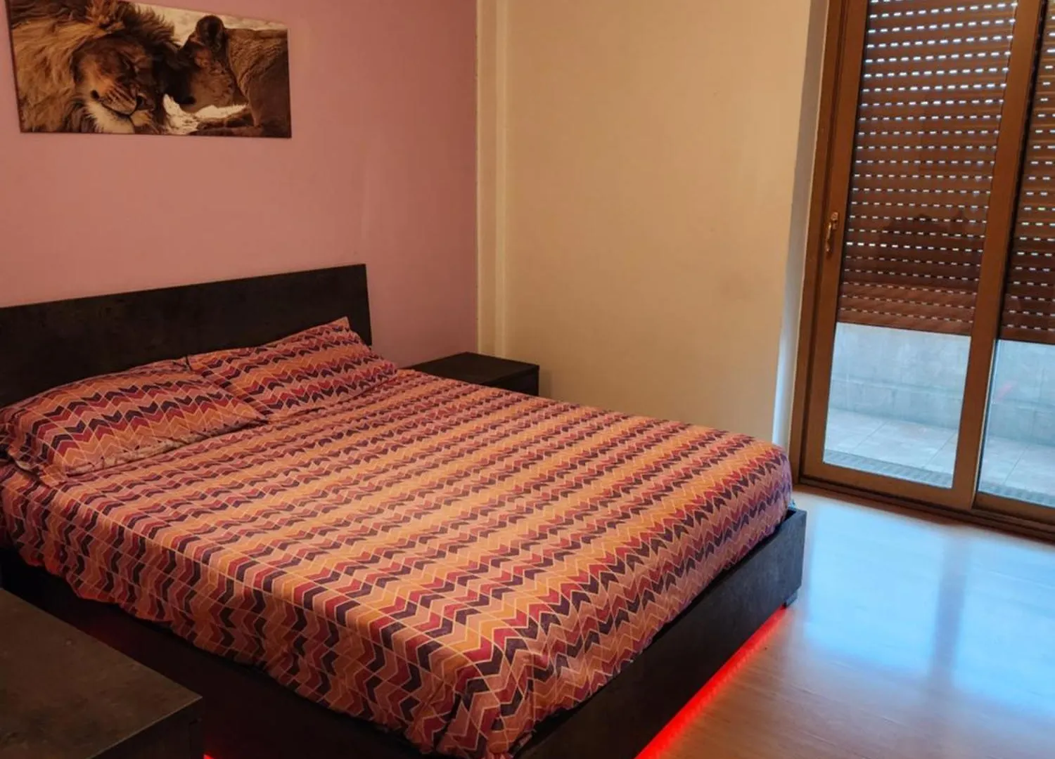 Stanza Privata In Appartamento Condiviso Vicino A Milano Centro Italy